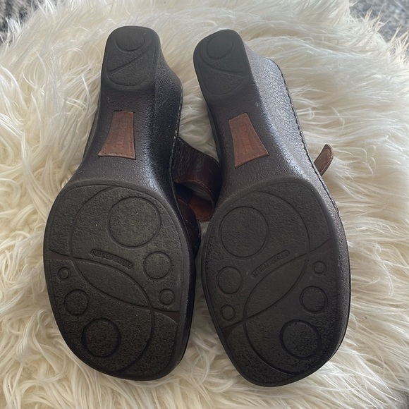 Born brown wedge clogs - Picture 5 of 10